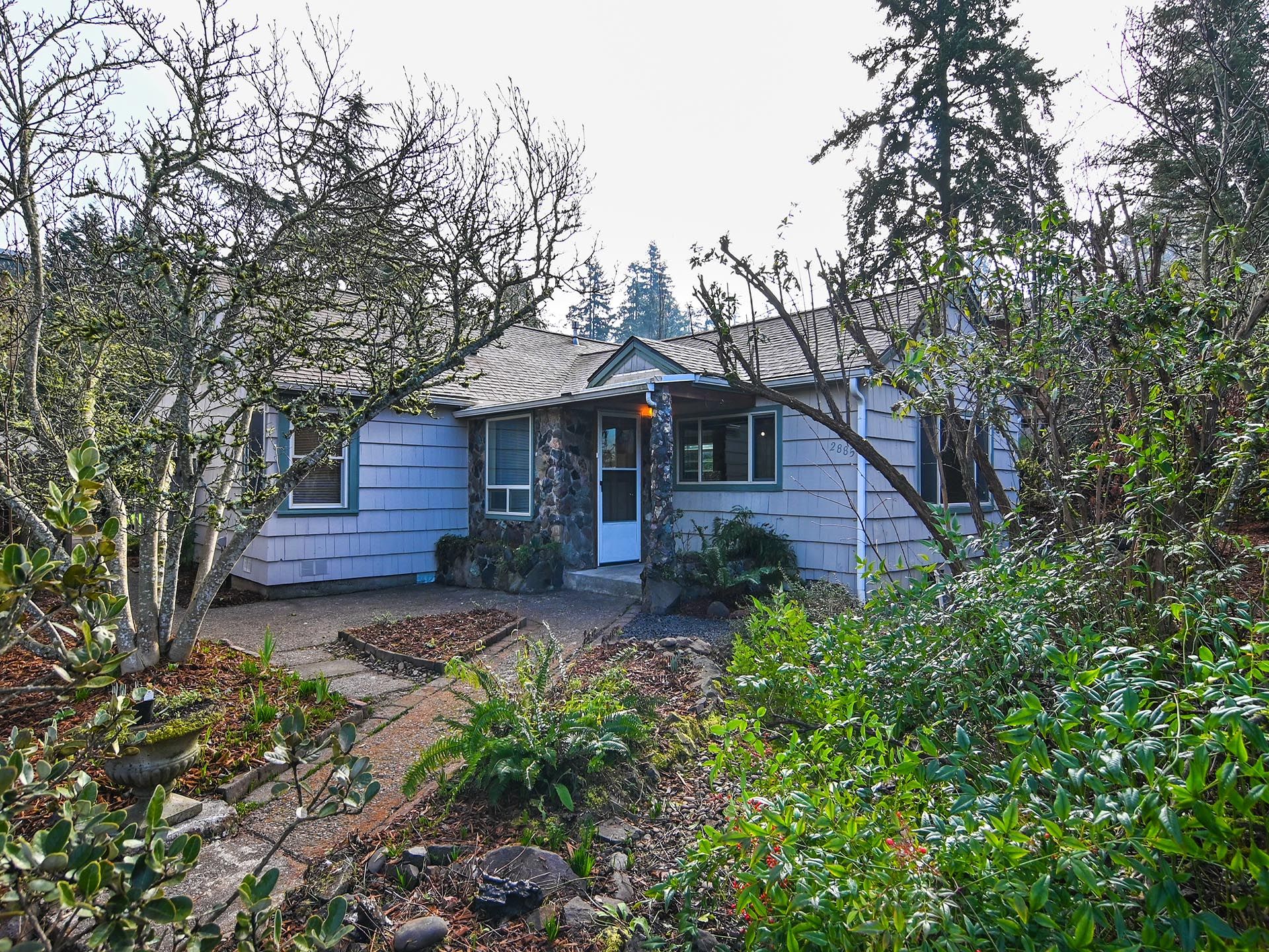 House and duplex, Eugene, Oregon Intentional neighborhood Foundation